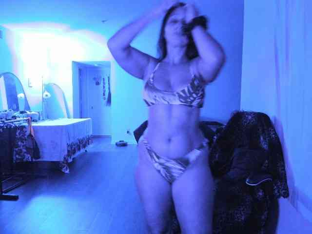 BellaBloom webcam