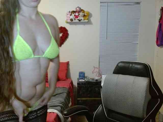 BellaBloom webcam