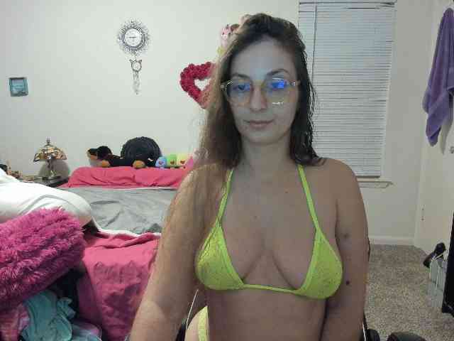 BellaBloom webcam