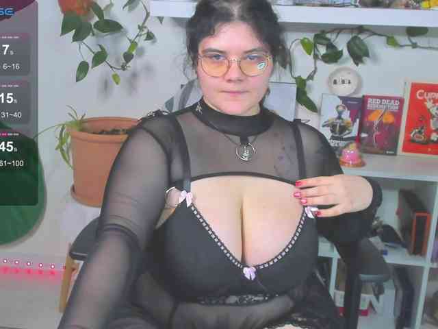 Ponchik_ponponchik webcam