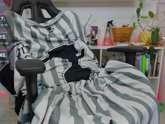 Ponchik_ponponchik webcam