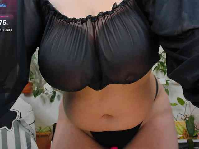 Ponchik_ponponchik webcam