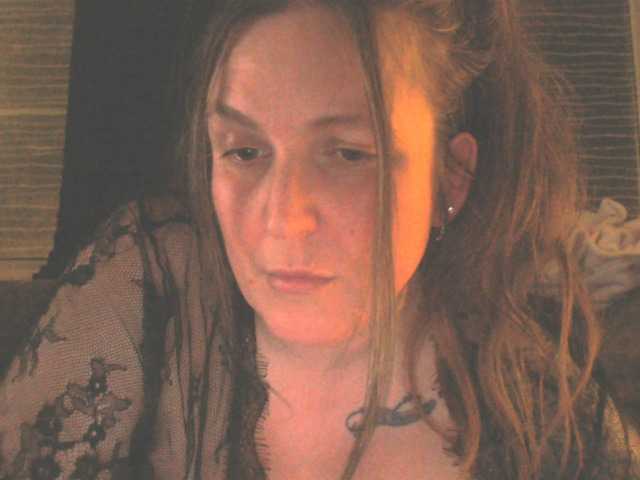 Harleyslut's BongaCams show and profile