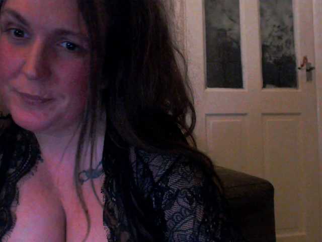 Harleyslut's BongaCams show and profile