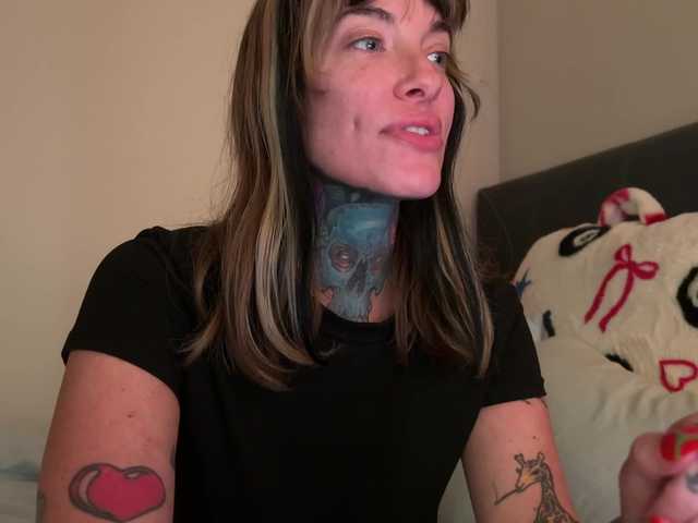 iiixbostonxiii's BongaCams show and profile