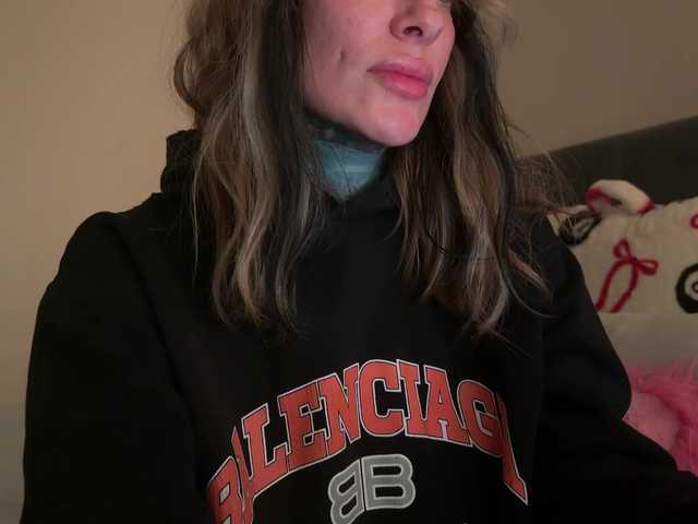 iiixbostonxiii's BongaCams show and profile