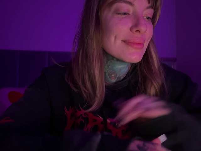 iiixbostonxiii's BongaCams show and profile