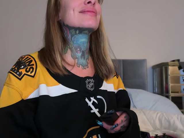 iiixbostonxiii's BongaCams show and profile