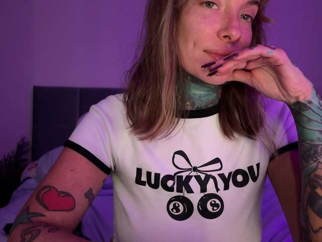 iiixbostonxiii's BongaCams show and profile