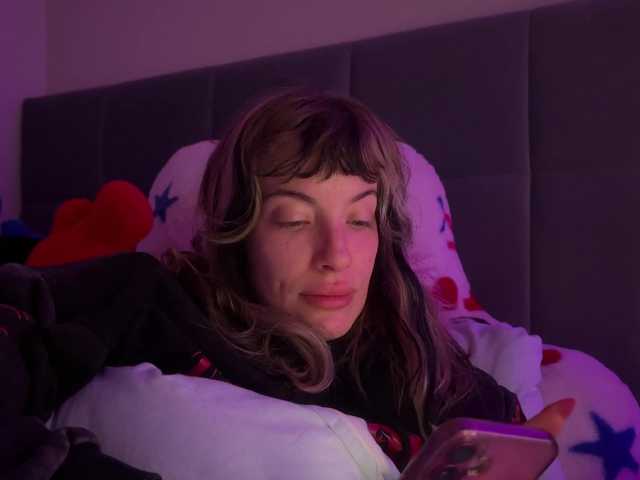 iiixbostonxiii's BongaCams show and profile