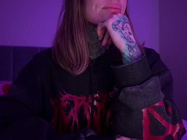 iiixbostonxiii's BongaCams show and profile