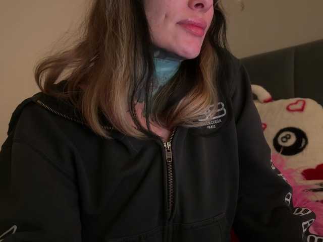 iiixbostonxiii's BongaCams show and profile