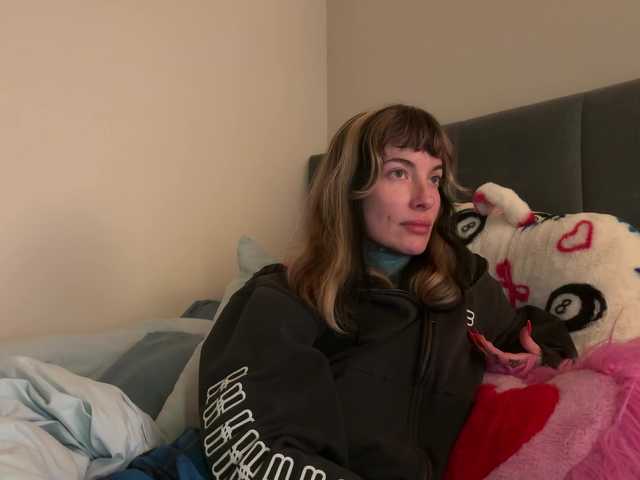 iiixbostonxiii's BongaCams show and profile