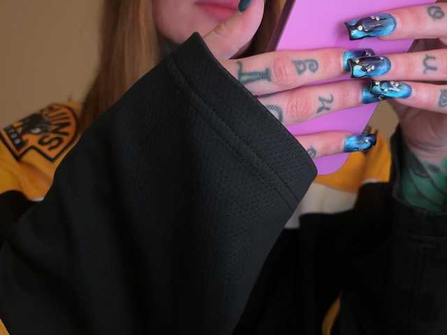 iiixbostonxiii's BongaCams show and profile