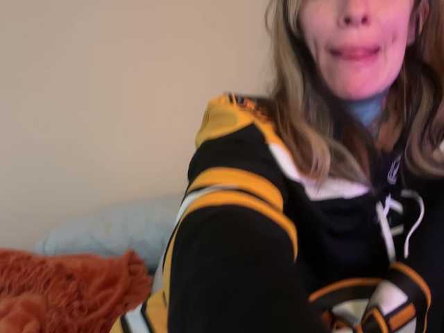 iiixbostonxiii's BongaCams show and profile