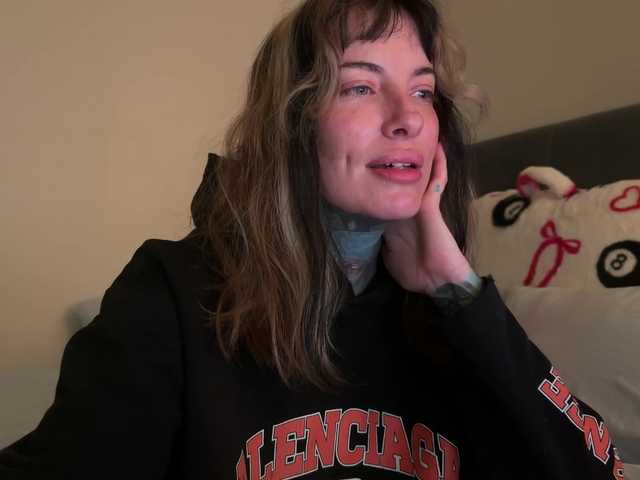 iiixbostonxiii's BongaCams show and profile