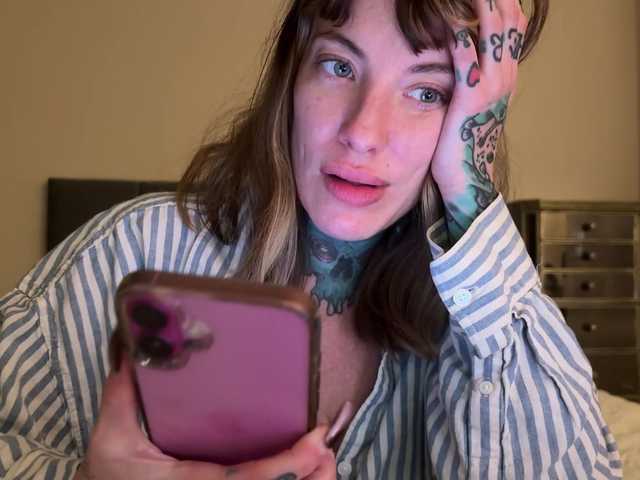 iiixbostonxiii's BongaCams show and profile