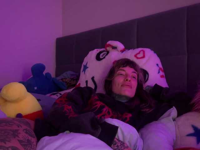 iiixbostonxiii's BongaCams show and profile