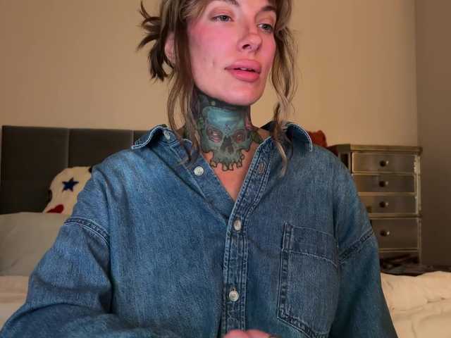 iiixbostonxiii's BongaCams show and profile