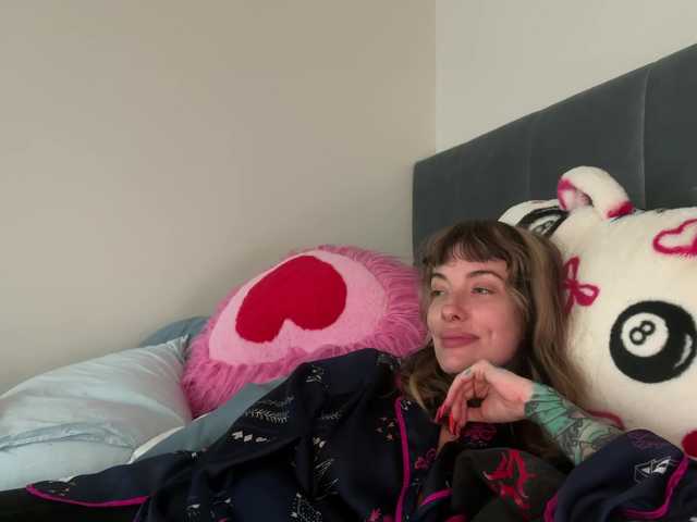 iiixbostonxiii's BongaCams show and profile