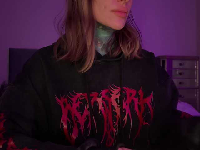 iiixbostonxiii's BongaCams show and profile