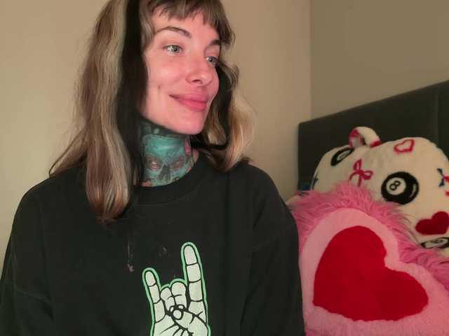 iiixbostonxiii's BongaCams show and profile