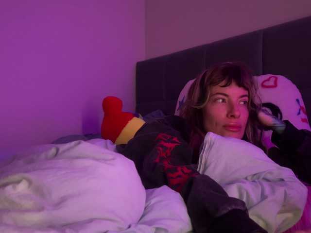 iiixbostonxiii's BongaCams show and profile