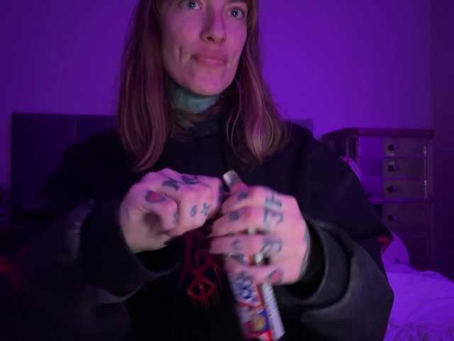 iiixbostonxiii's BongaCams show and profile