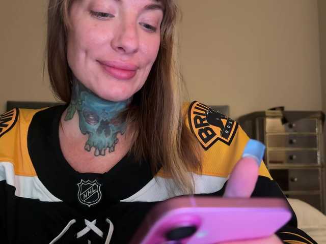 iiixbostonxiii's BongaCams show and profile