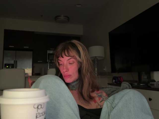 iiixbostonxiii's BongaCams show and profile