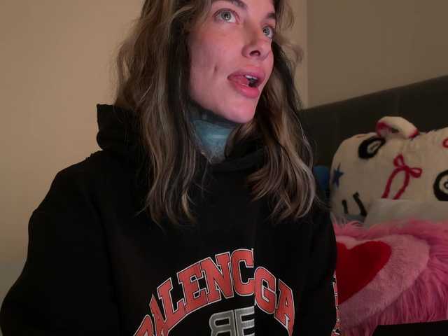 iiixbostonxiii's BongaCams show and profile