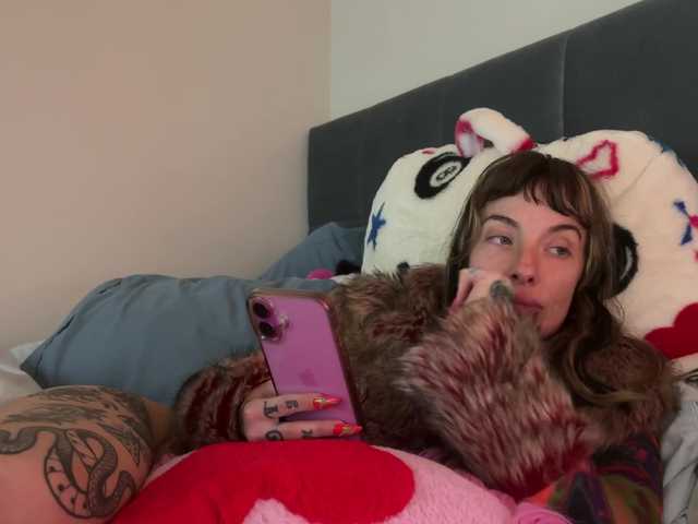 iiixbostonxiii's BongaCams show and profile