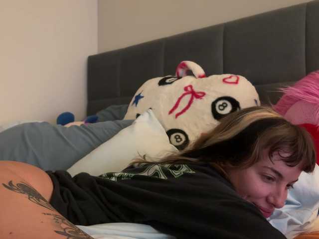 iiixbostonxiii's BongaCams show and profile