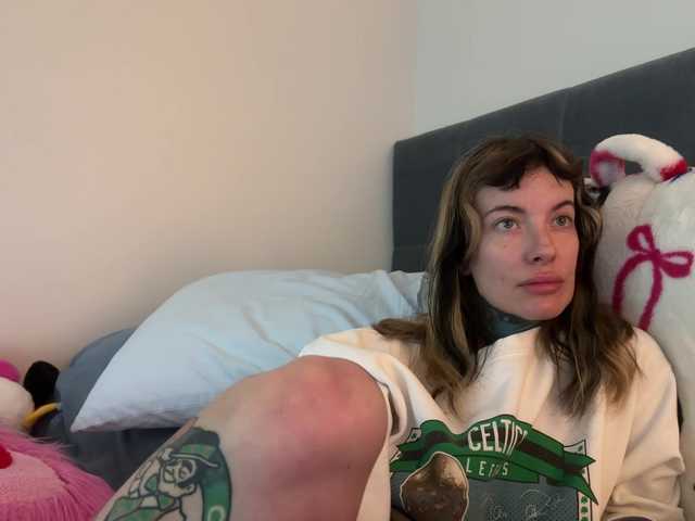 iiixbostonxiii's BongaCams show and profile