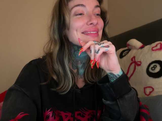 iiixbostonxiii's BongaCams show and profile