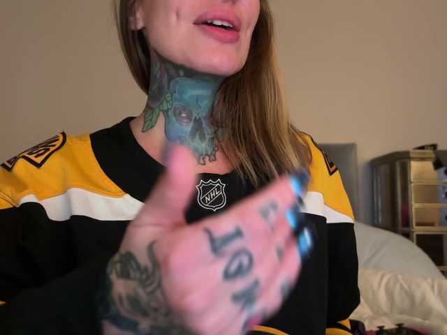 iiixbostonxiii's BongaCams show and profile