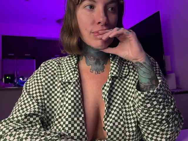 strip chat nude Iiixbostonxiii