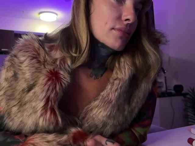 iiixbostonxiii Live Webcam on BongaCams