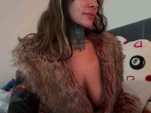 iiixbostonxiii Live Webcam on BongaCams