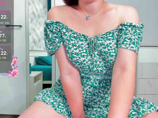 KariFlower webcam