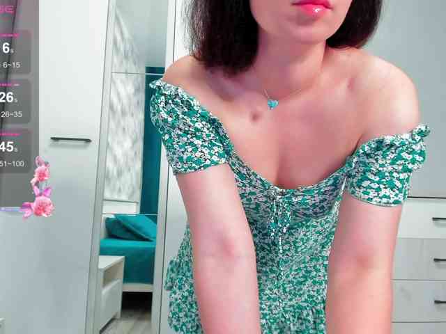 KariFlower webcam