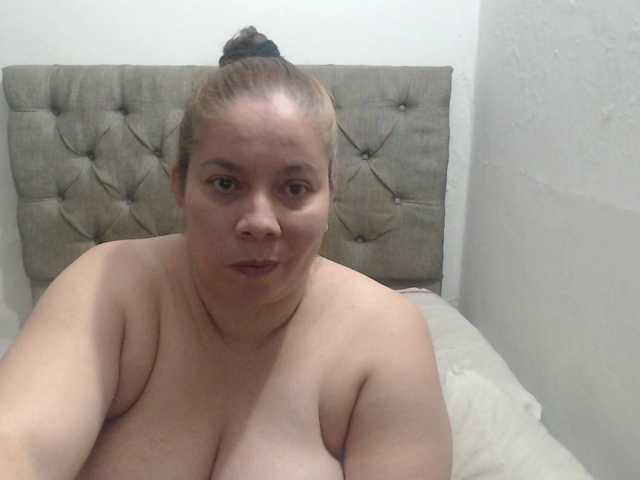 tiffa1hot webcam bongacams model stream image