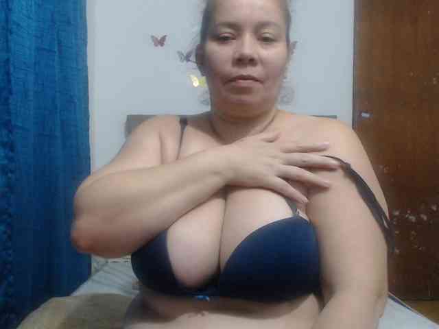 tiffa1hot webcam