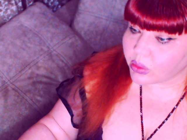 RedBustyX on BongaCams 