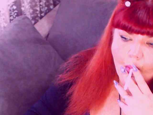 RedBustyX webcam