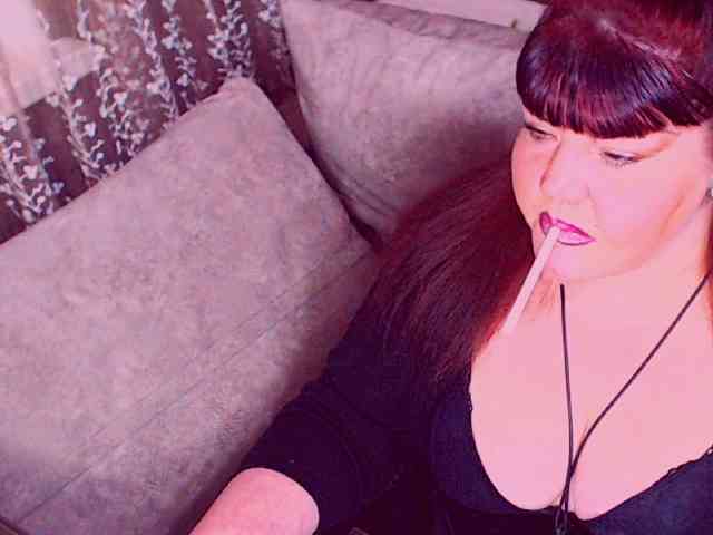 RedBustyX webcam