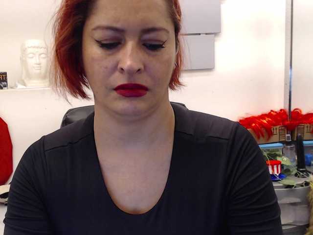 evatwiss's BongaCams show and profile