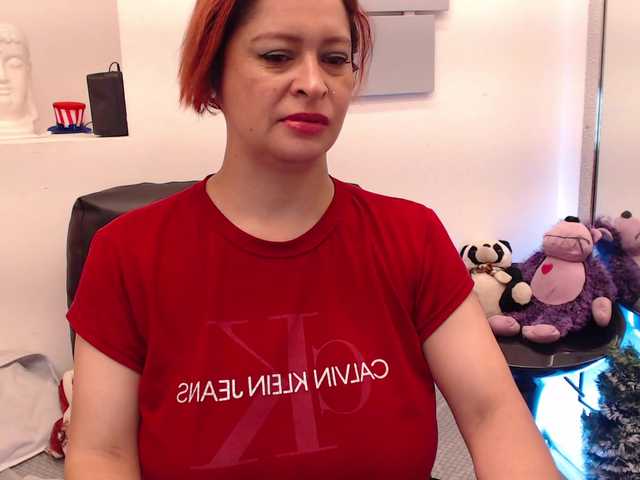 evatwiss's BongaCams show and profile