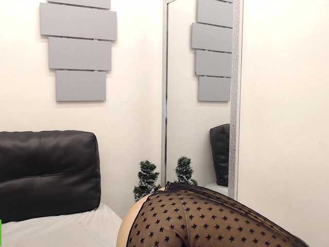 evatwiss from BongaCams is Freechat