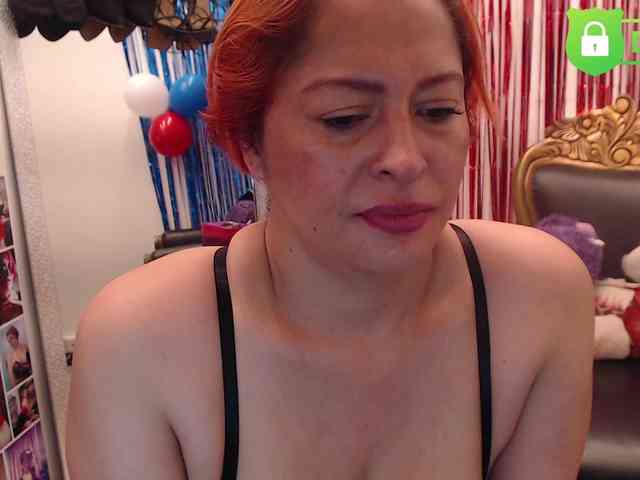 evatwiss Live Webcam on BongaCams